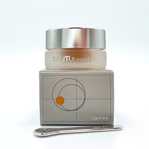 NIB r.e.m. beauty sweetener concealer - light 9 p